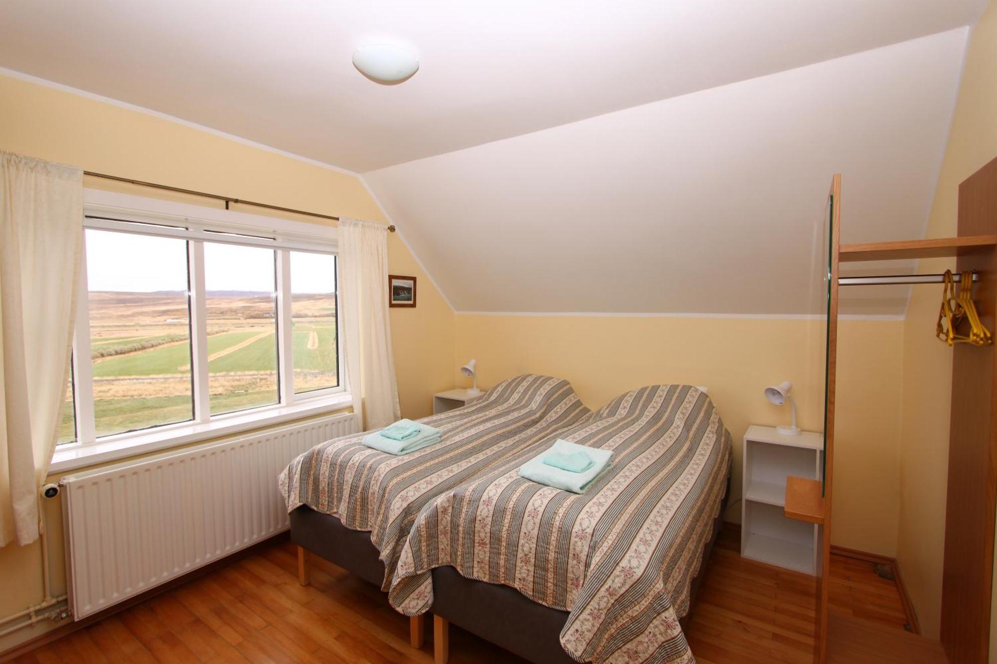 Guesthouse Steindorsstadir, West Iceland 레이크홀트 외부 사진