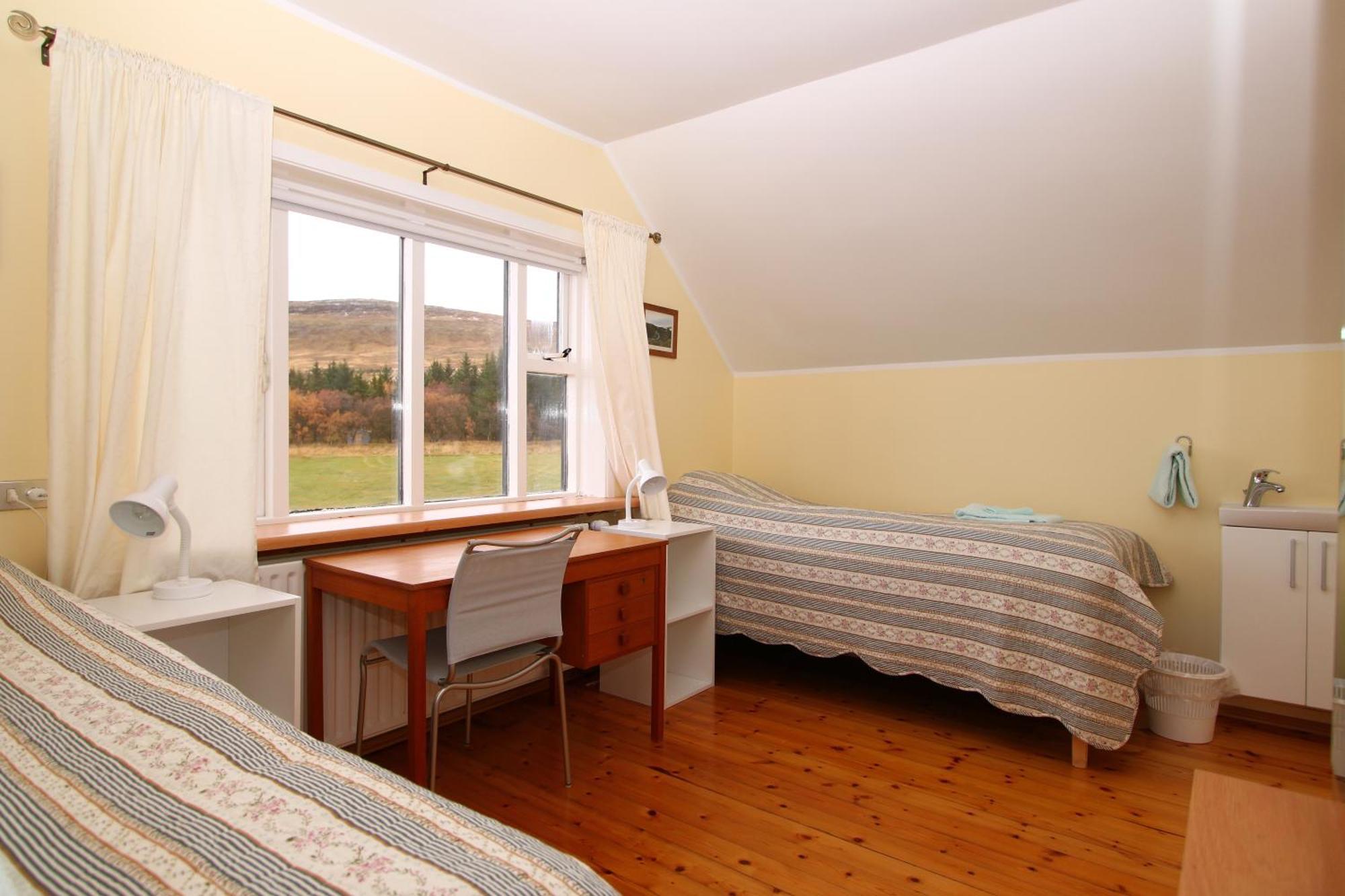 Guesthouse Steindorsstadir, West Iceland 레이크홀트 외부 사진