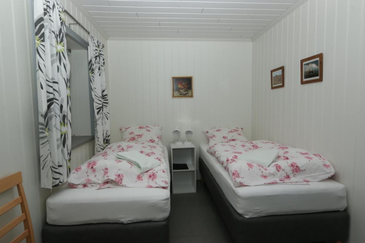 Guesthouse Steindorsstadir, West Iceland 레이크홀트 외부 사진
